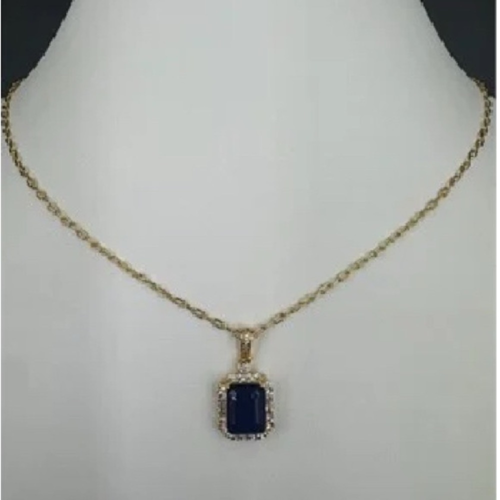 Elegant Sapphire and Gold Pendant Necklace